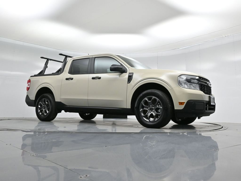 Certified 2024 Ford Maverick XLT image 4