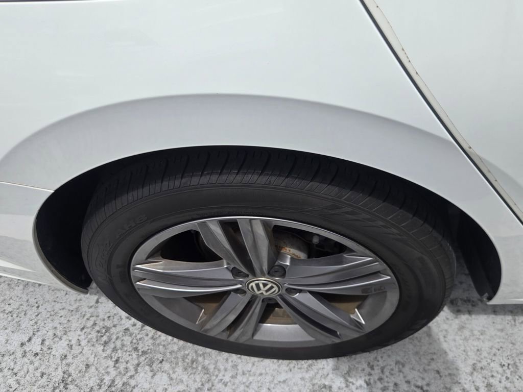 Used 2019 Volkswagen Jetta R-Line FWD image 8