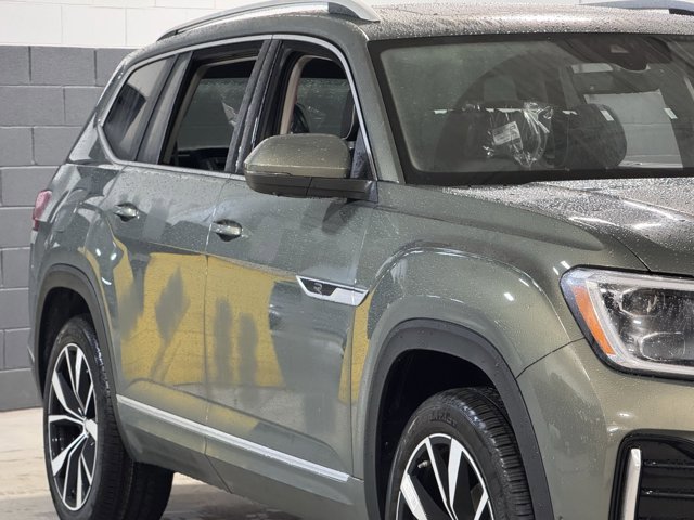 New 2026 Volkswagen Atlas SEL Premium R-Line image 4