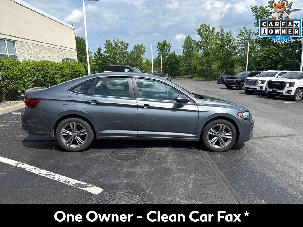 Used 2024 Volkswagen Jetta SE FWD video 2