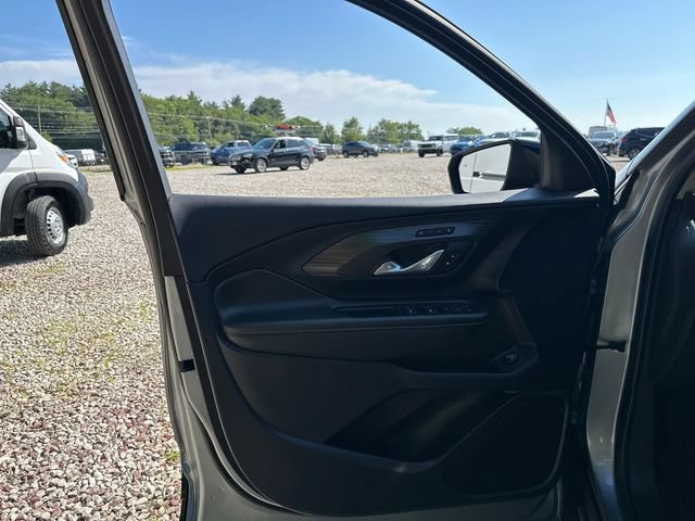 Used 2024 GMC Terrain SLT w/ Tech Package AWD/4WD image 23