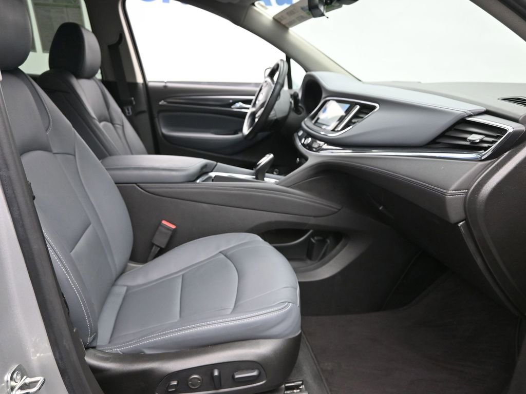 Used 2021 Buick Enclave Premium w/ Surround and Sites Package image 7