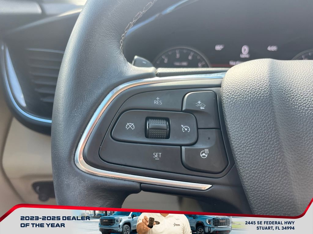 Used 2023 Buick Envision Essence image 25