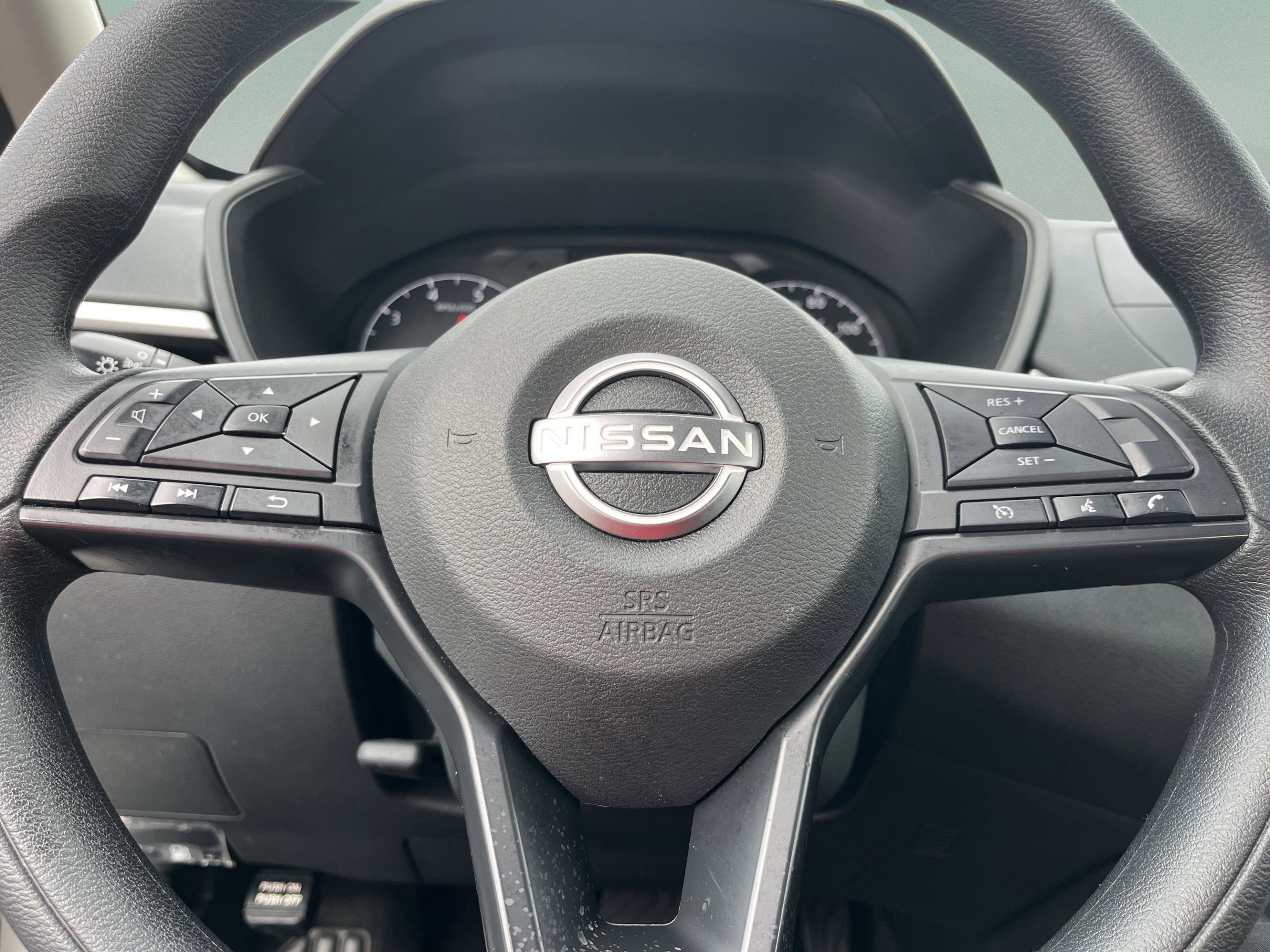 Used 2024 Nissan Altima 2.5 S image 9