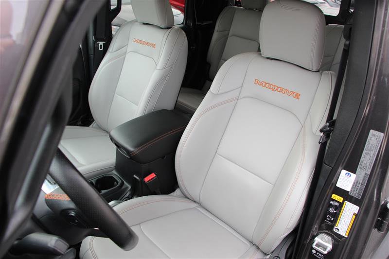 Used 2021 Jeep Gladiator Mojave image 16