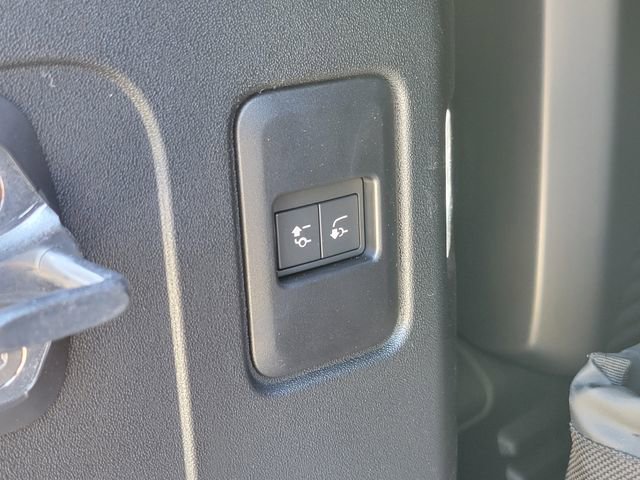 New 2026 Land Rover Defender 110 OCTA AWD/4WD image 14