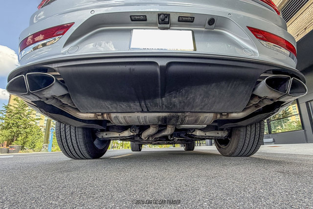 Used 2021 Bentley Bentayga AWD/4WD image 58