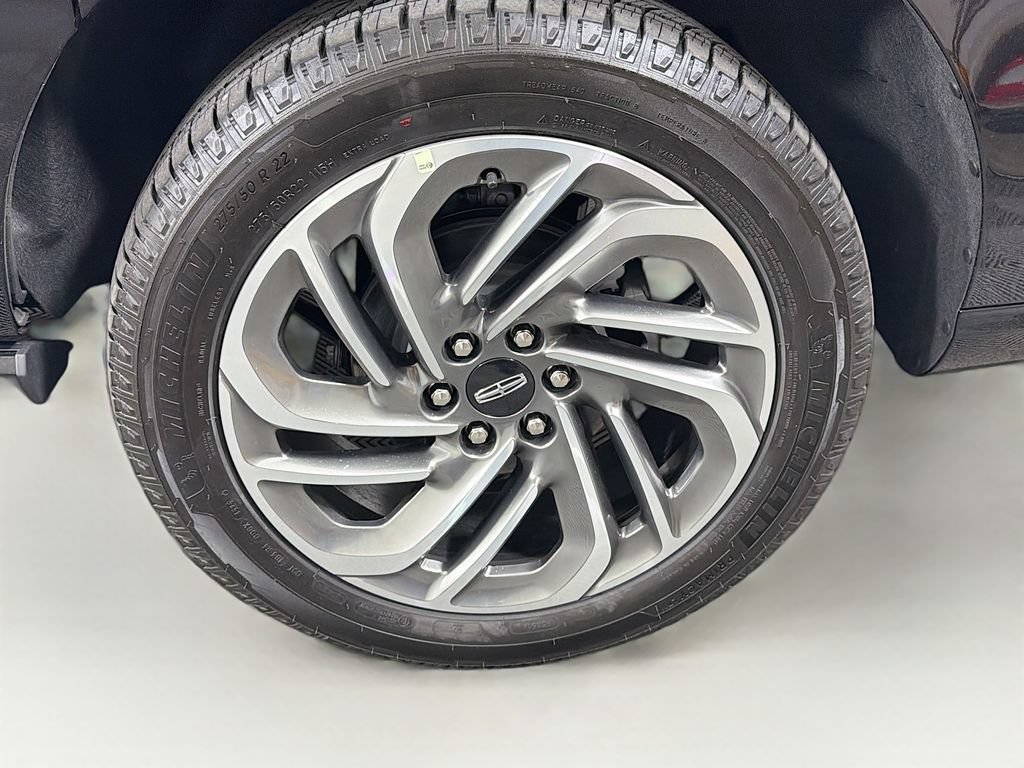 Used 2026 Lincoln Navigator L Reserve AWD/4WD image 35