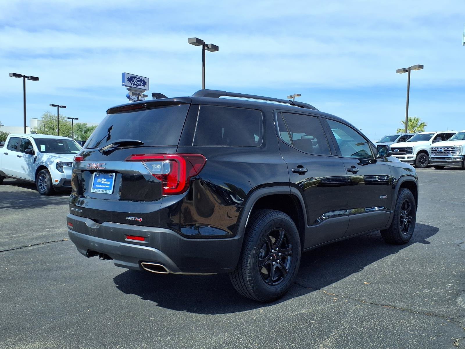 Used 2022 GMC Acadia AT4 w/ Technology Package AWD/4WD image 6