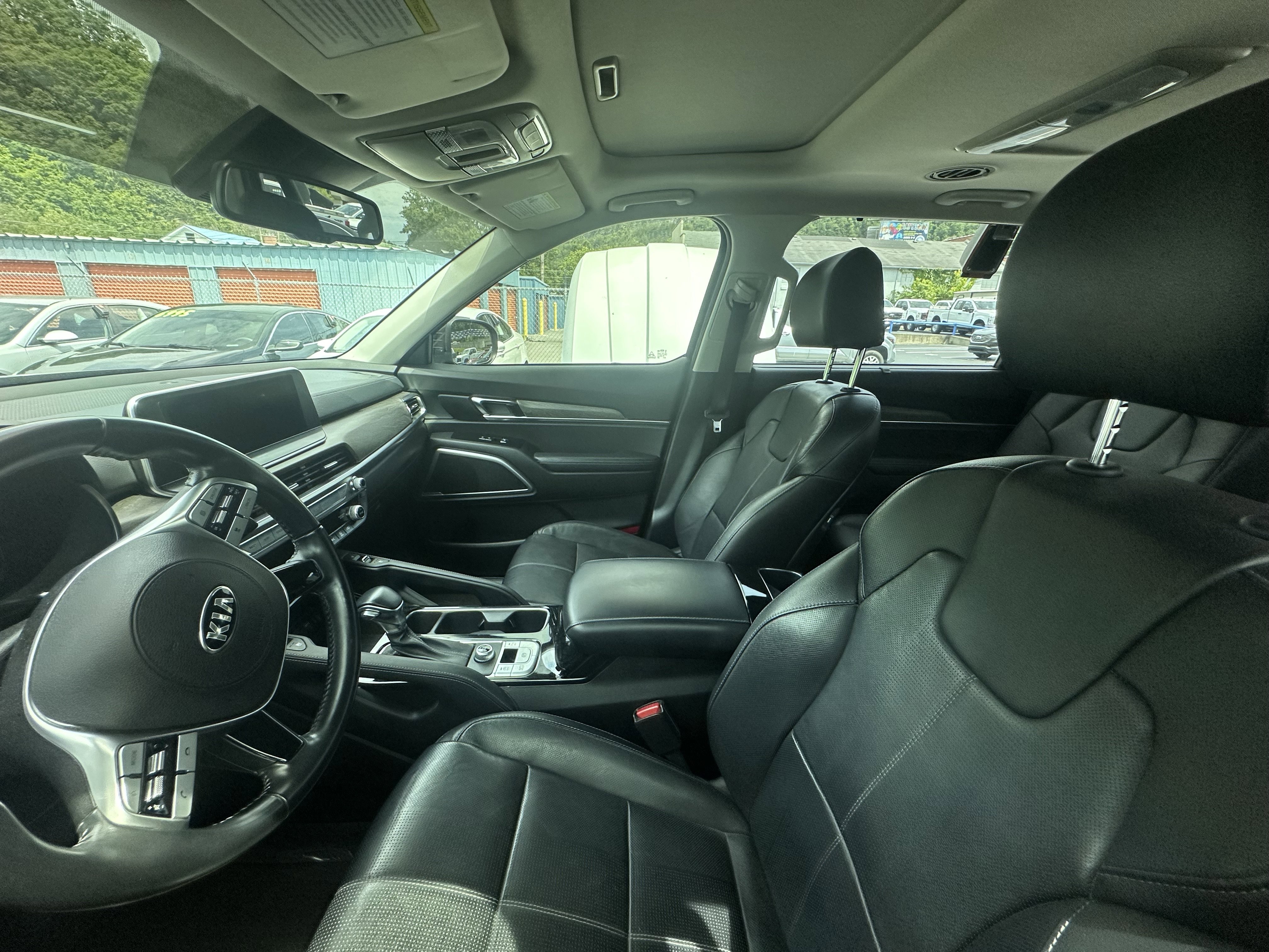 Used 2021 Kia Telluride EX w/ EX Premium Package FWD image 7