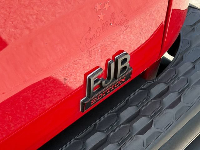Used 2022 Jeep Gladiator Rubicon w/ Cold Weather Group AWD/4WD image 17