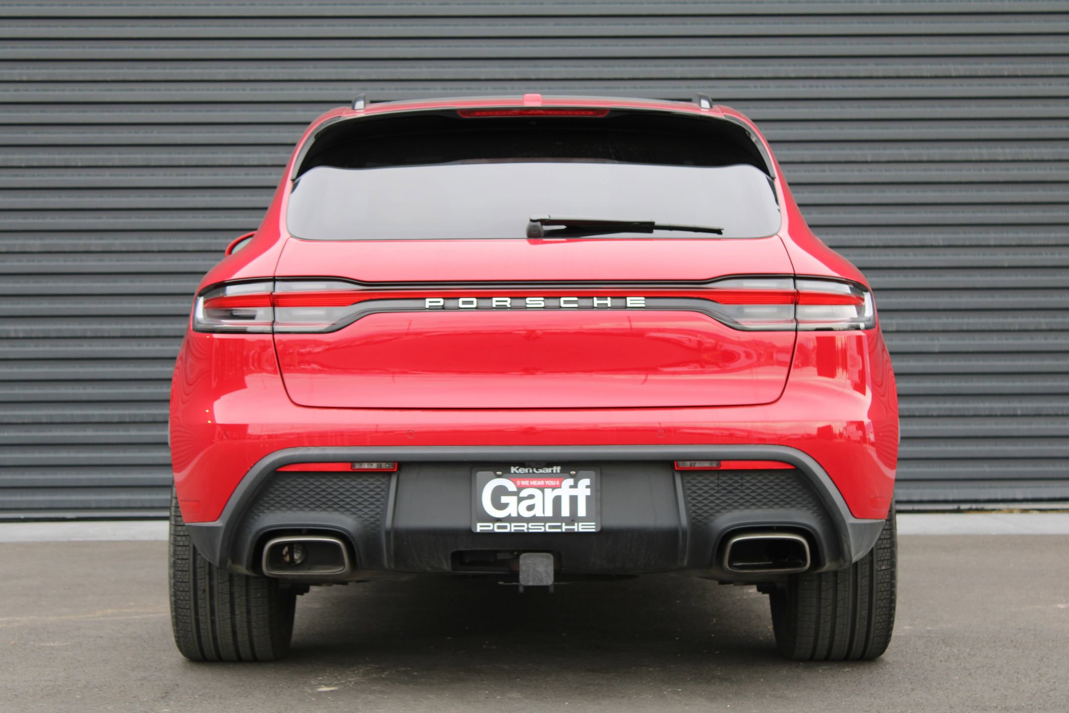 Used 2025 Porsche Macan image 10