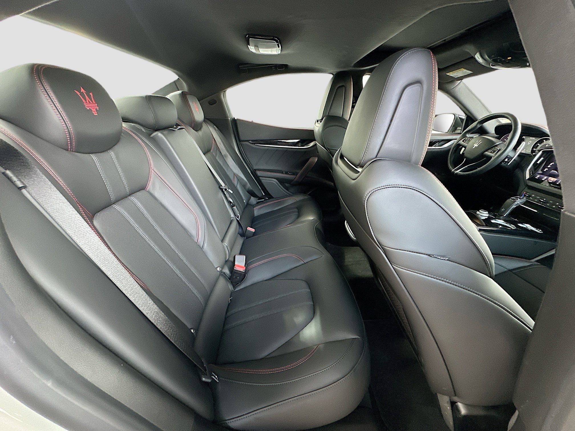 Used 2024 Maserati Ghibli Modena Q4 image 29