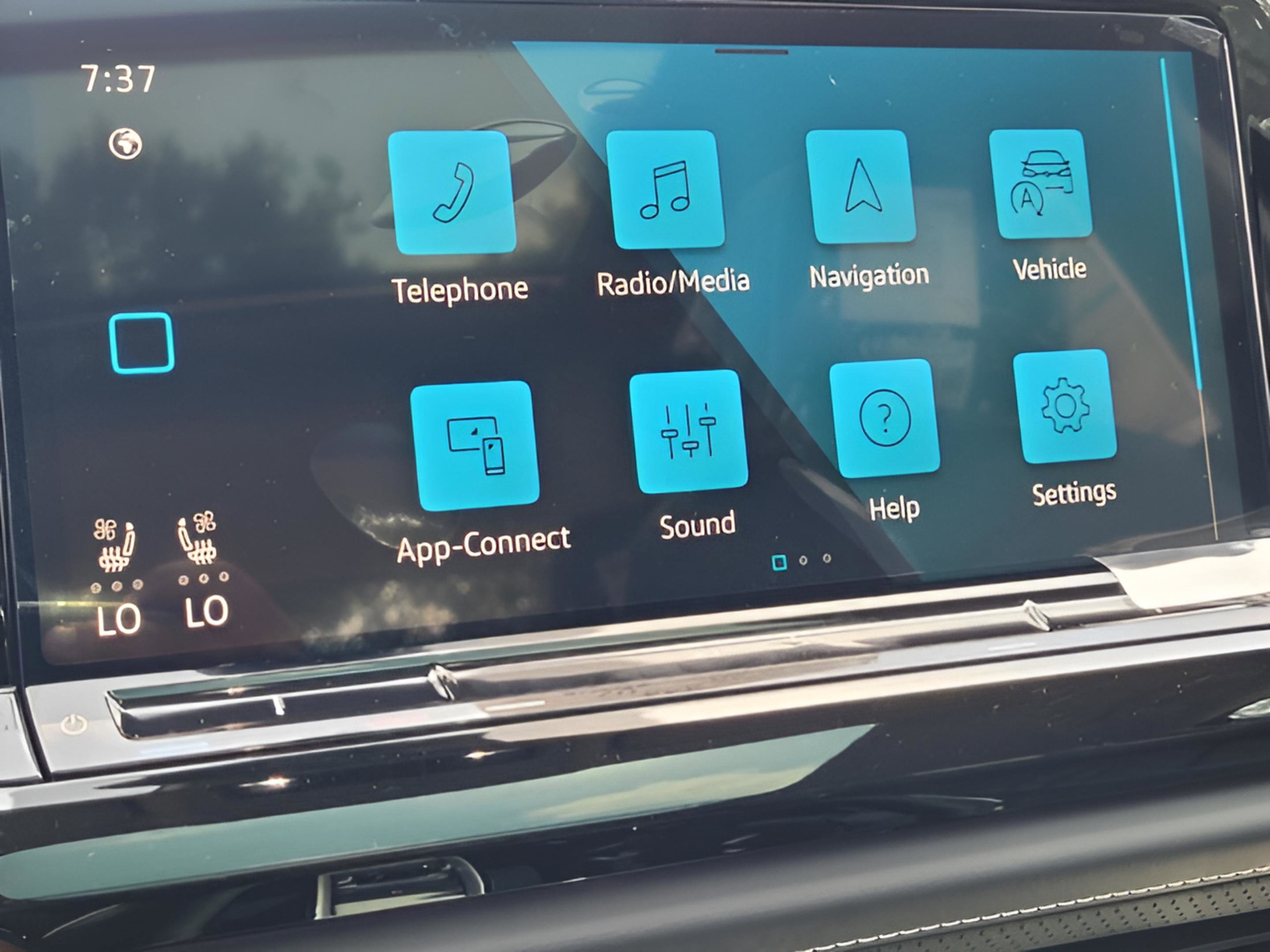 New 2026 Volkswagen Atlas SEL Premium R-Line image 15