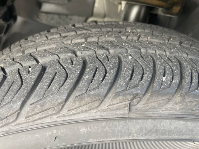 Used 2020 Jeep Renegade Latitude AWD/4WD image 30