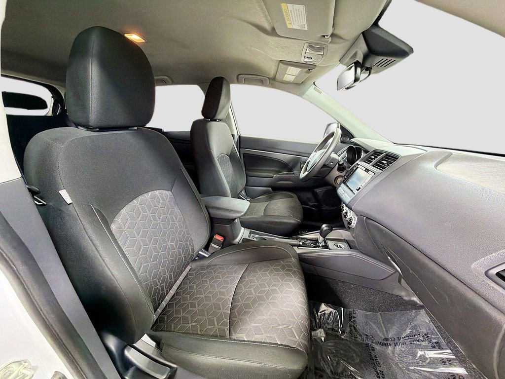 Used 2023 Mitsubishi Outlander Sport AWD image 27