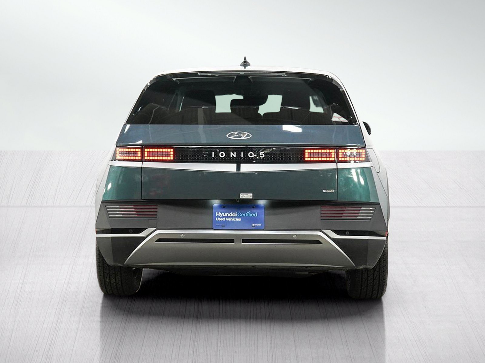 Certified 2024 Hyundai Ioniq 5 SEL AWD/4WD image 4