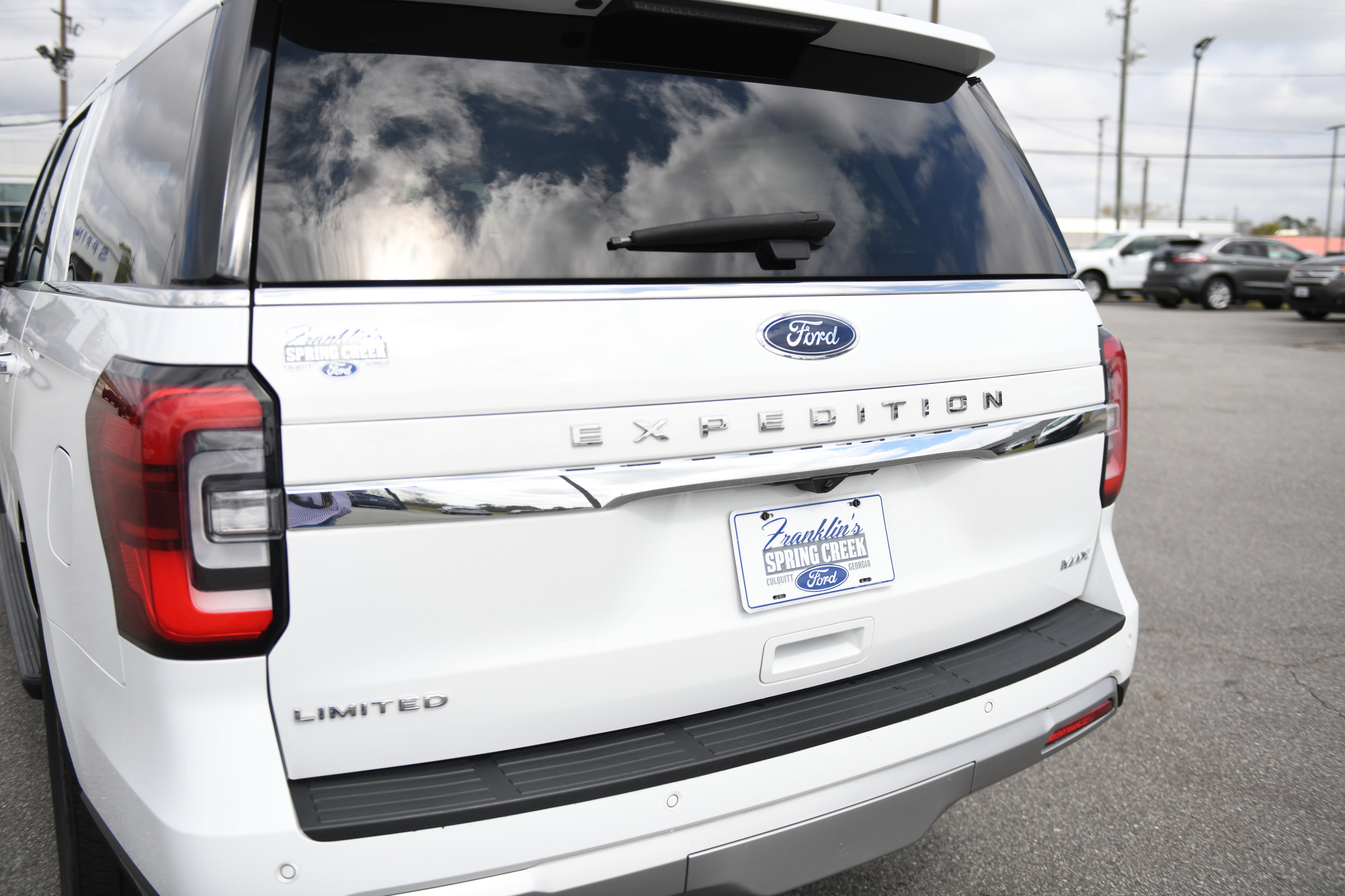Used 2024 Ford Expedition Max Limited image 11