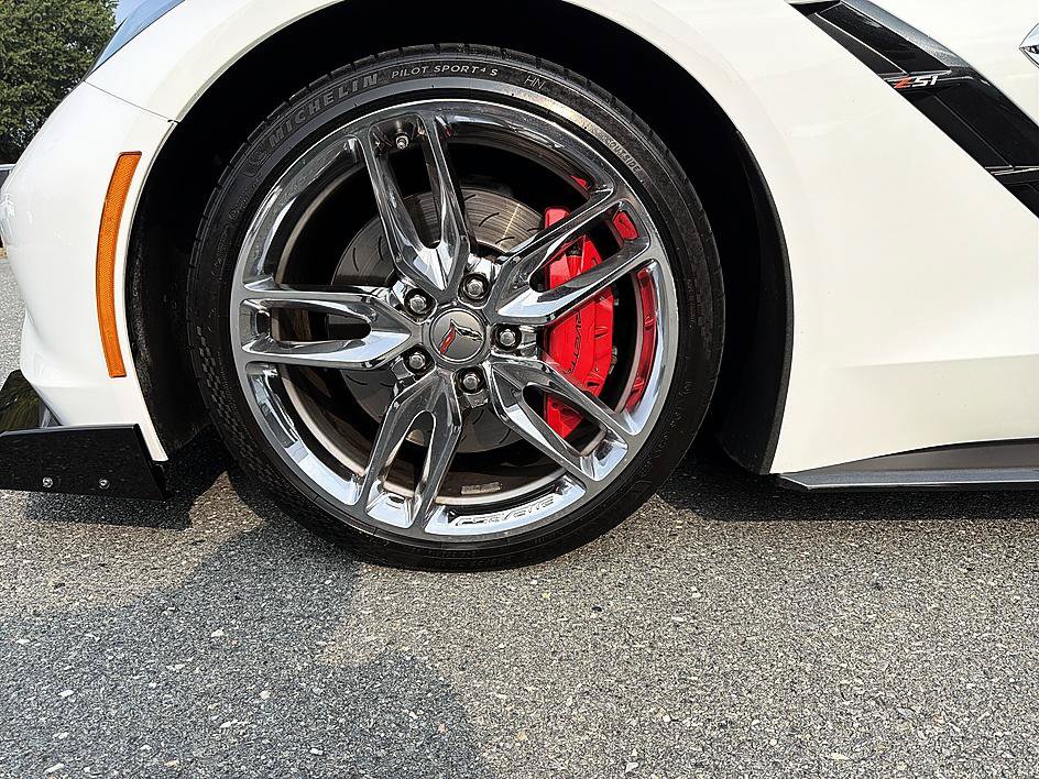 Used 2015 Chevrolet Corvette Stingray Coupe w/ 2LT Preferred Equipment Group RWD image 9