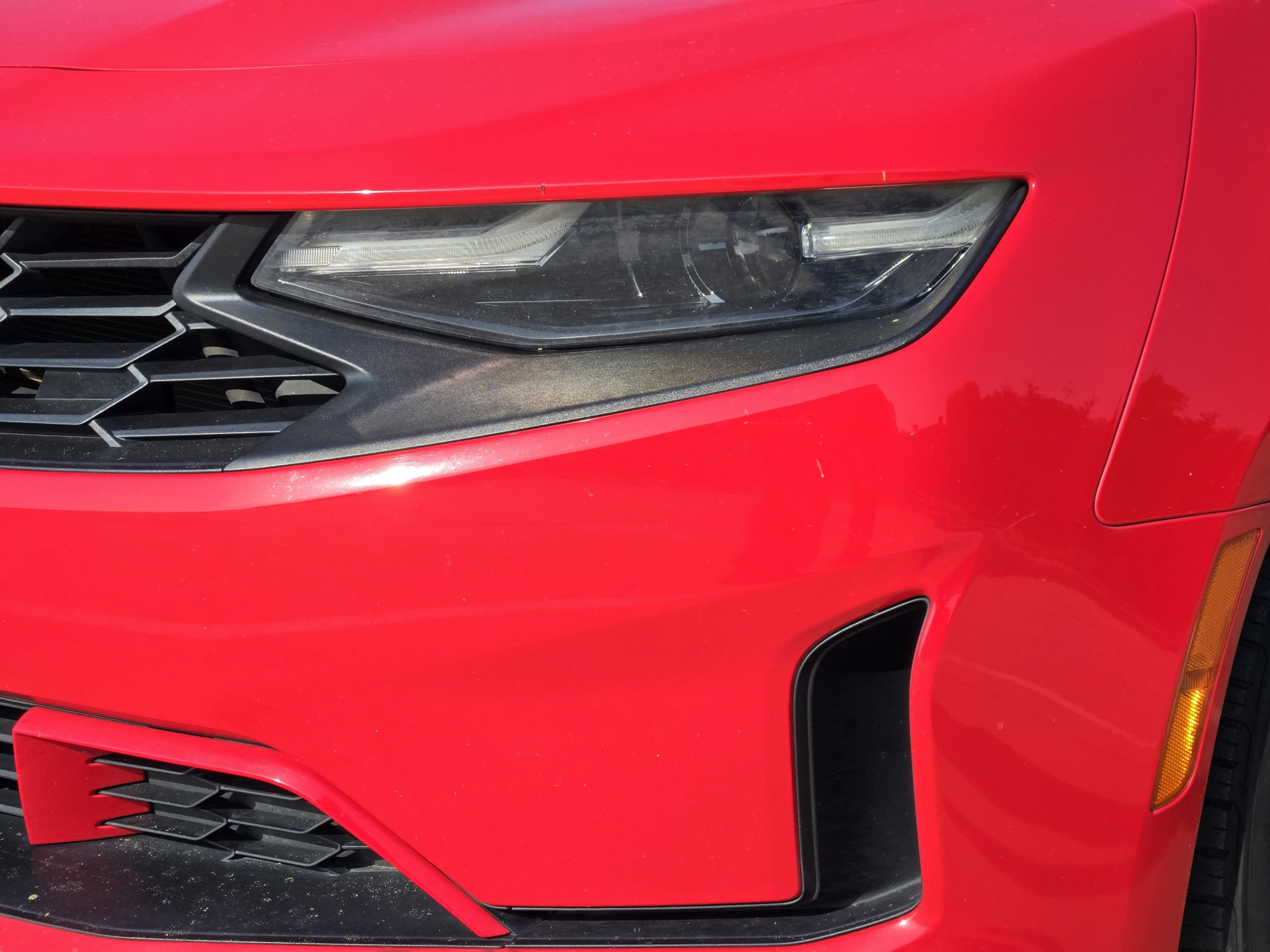 Used 2019 Chevrolet Camaro LT RWD image 28