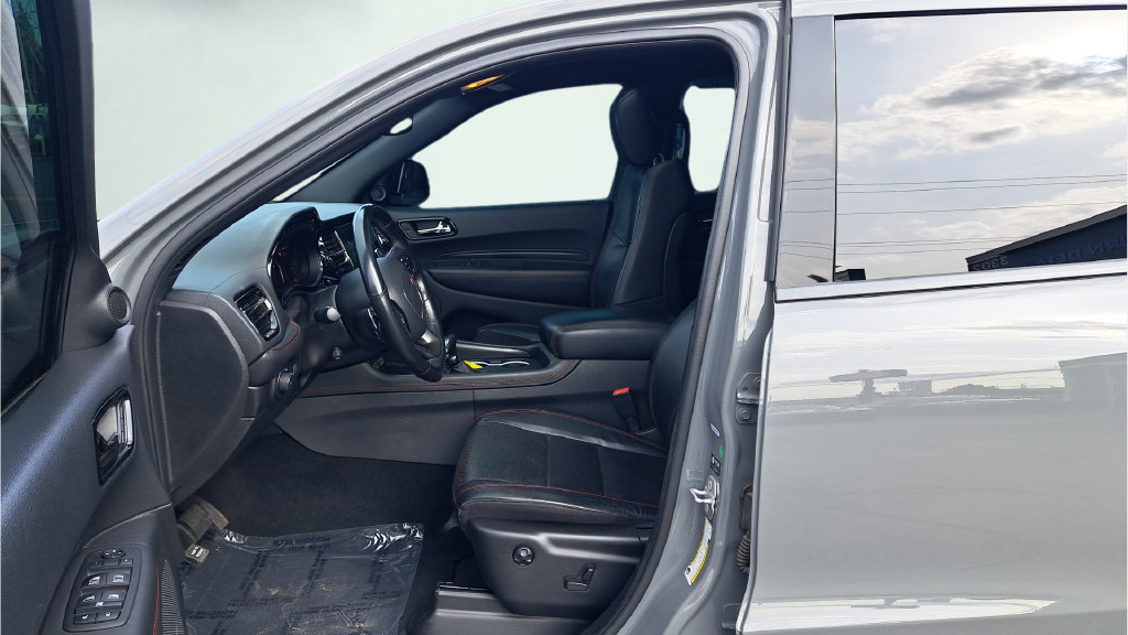 Used 2023 Dodge Durango R/T w/ Blacktop Package AWD/4WD image 10