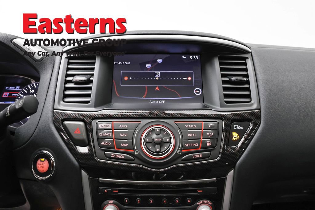 Used 2020 Nissan Pathfinder SL AWD/4WD image 12