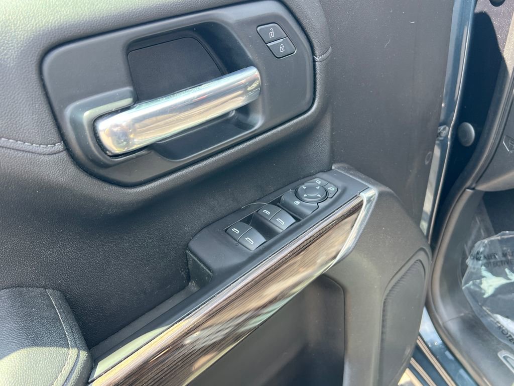 Used 2020 Chevrolet Silverado 1500 LT w/ All-Star Edition AWD/4WD image 23