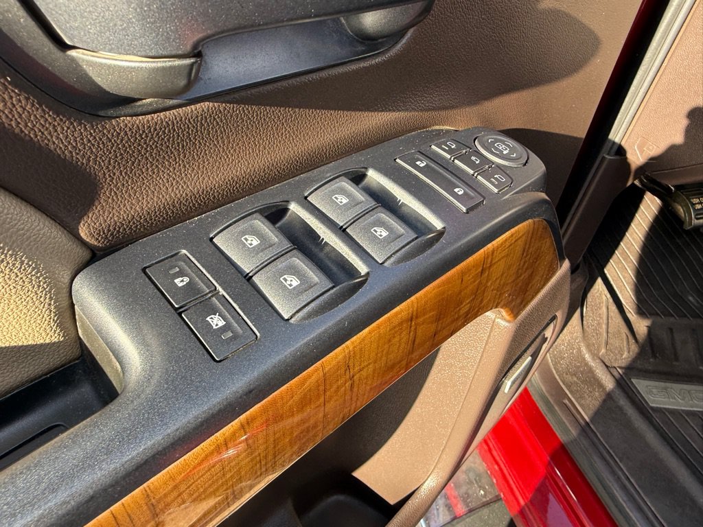 Used 2019 GMC Sierra 2500 SLT w/ Duramax Plus Package AWD/4WD image 23