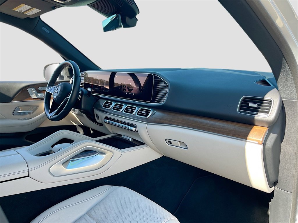 Used 2024 Mercedes-Benz GLE 350 4MATIC image 29