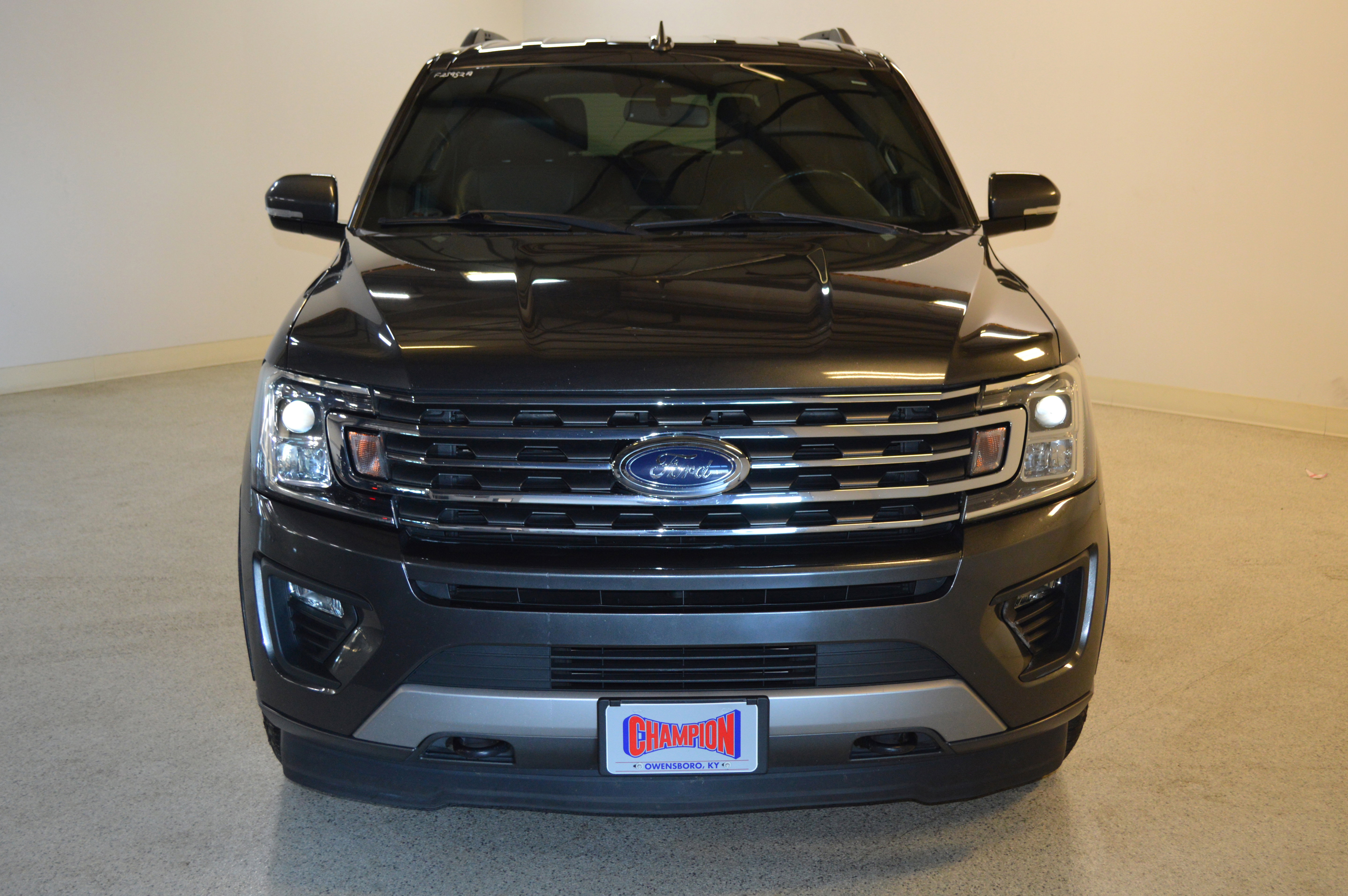 Used 2020 Ford Expedition XLT w/ Equipment Group 202A image 8