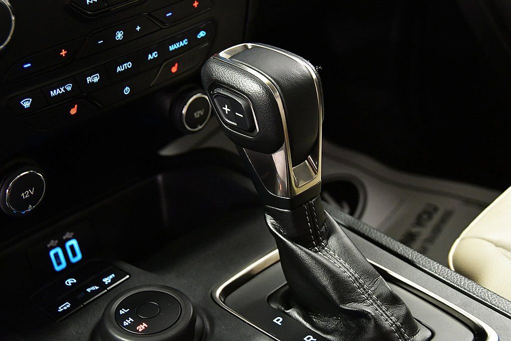 Used 2020 Ford Ranger Lariat w/ Equipment Group 501A Mid image 29