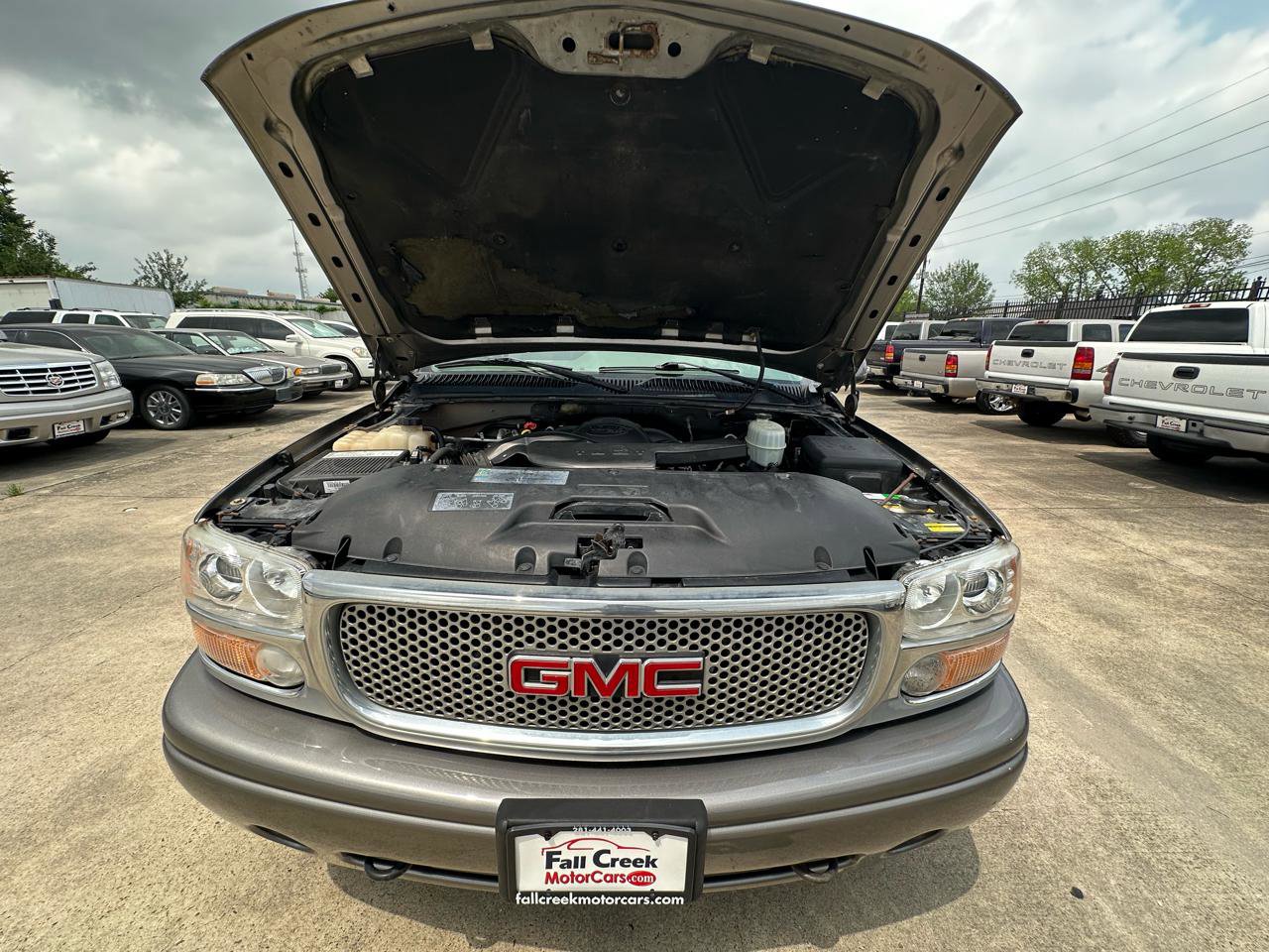 Used 2005 GMC Yukon XL Denali AWD/4WD image 14