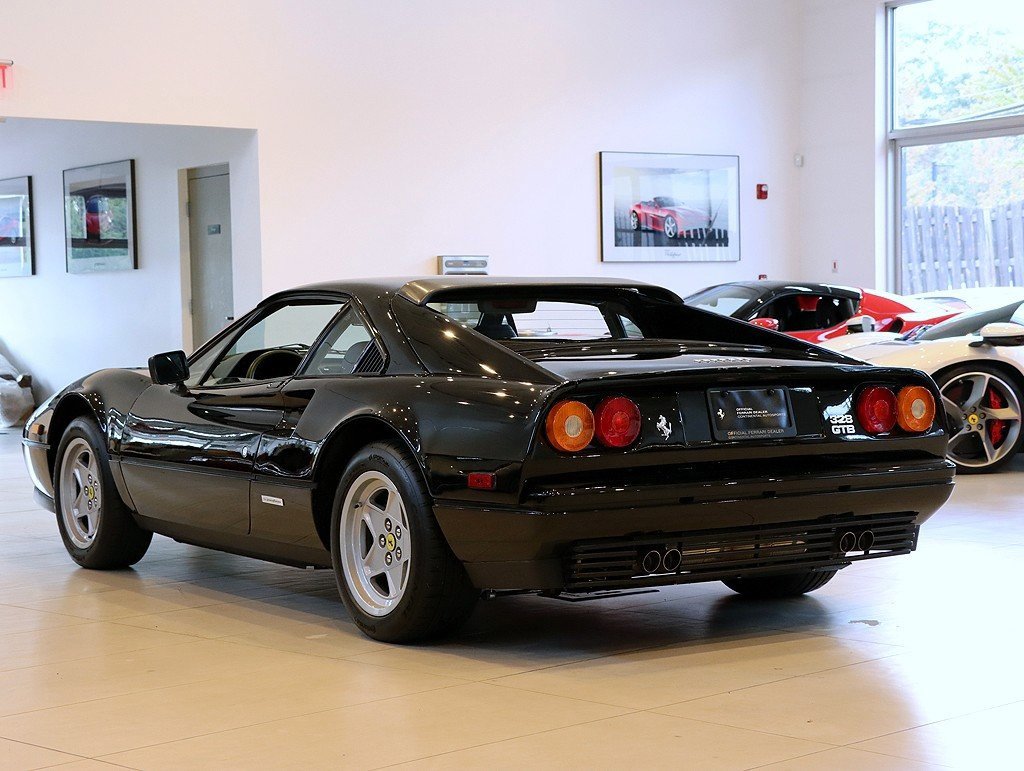 Used 1986 Ferrari 328 GTB image 2