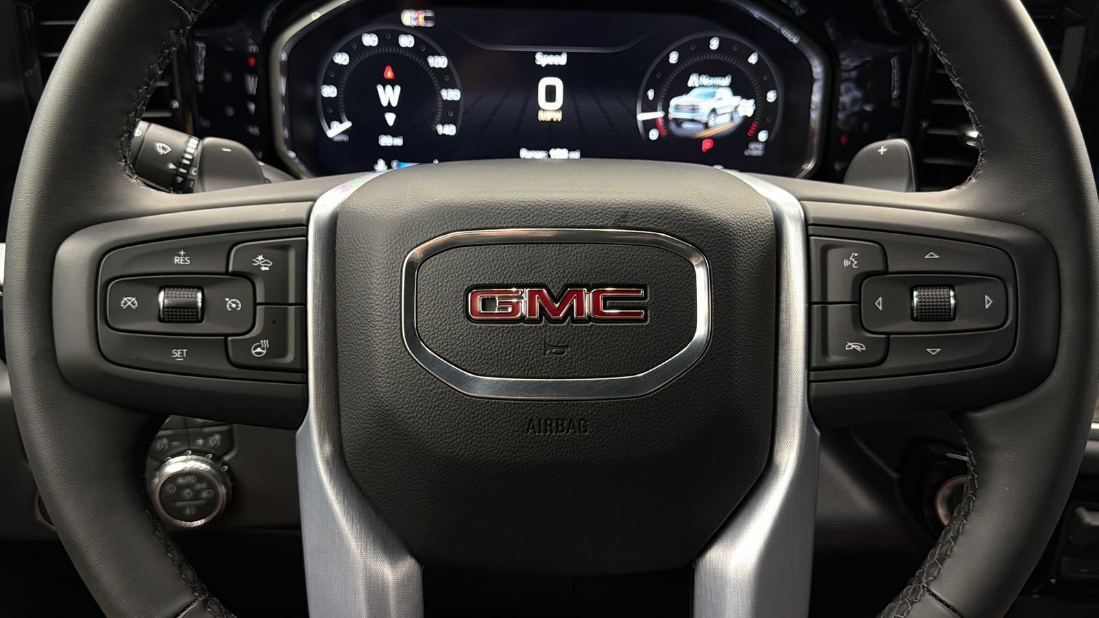 Used 2026 GMC Sierra 1500 SLT AWD/4WD image 28