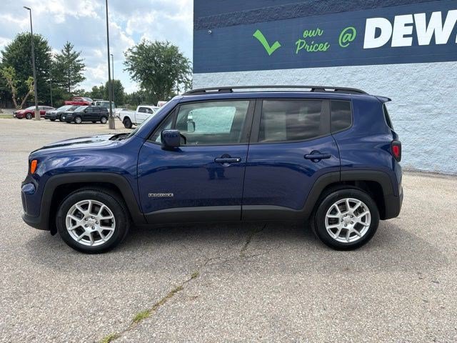 Used 2019 Jeep Renegade Latitude FWD image 2