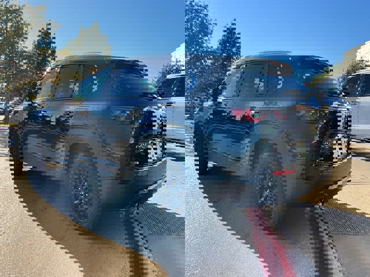 Used 2025 MAZDA CX-50 AWD 2.5 S w/ Select Package image 8