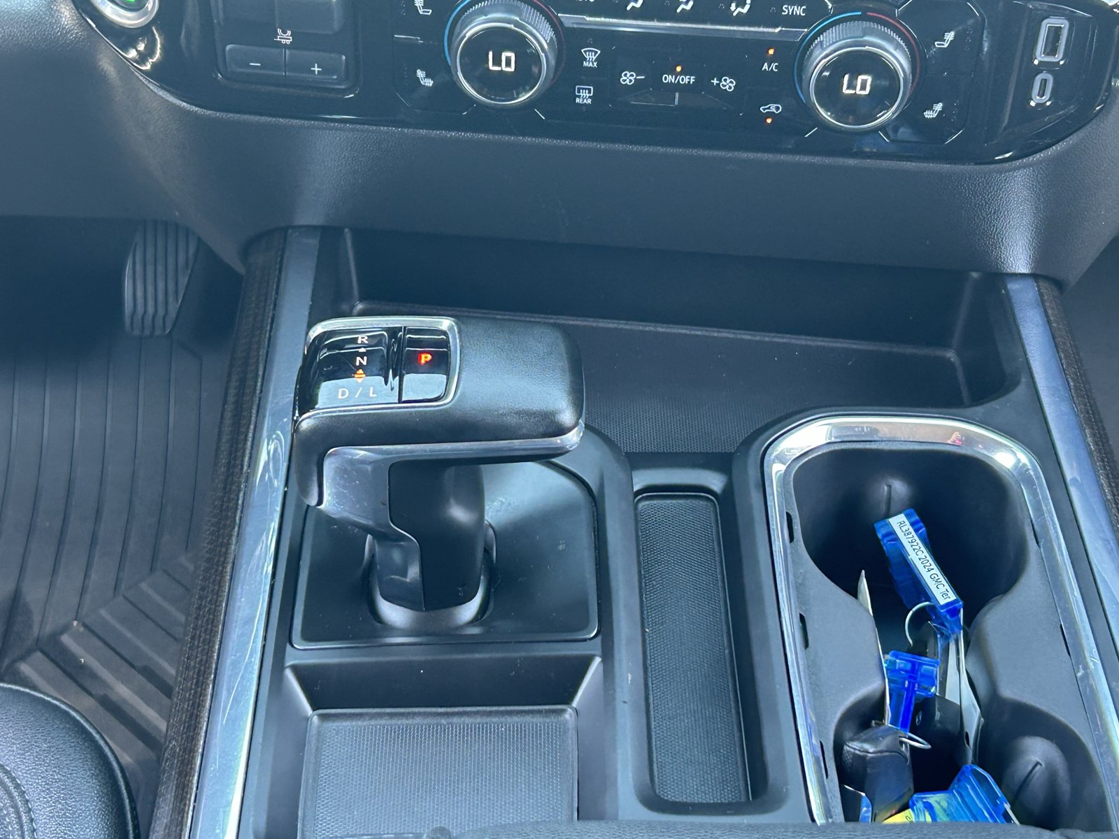 Certified 2024 Chevrolet Silverado 1500 LT Trail Boss w/ Convenience Package II AWD/4WD image 21