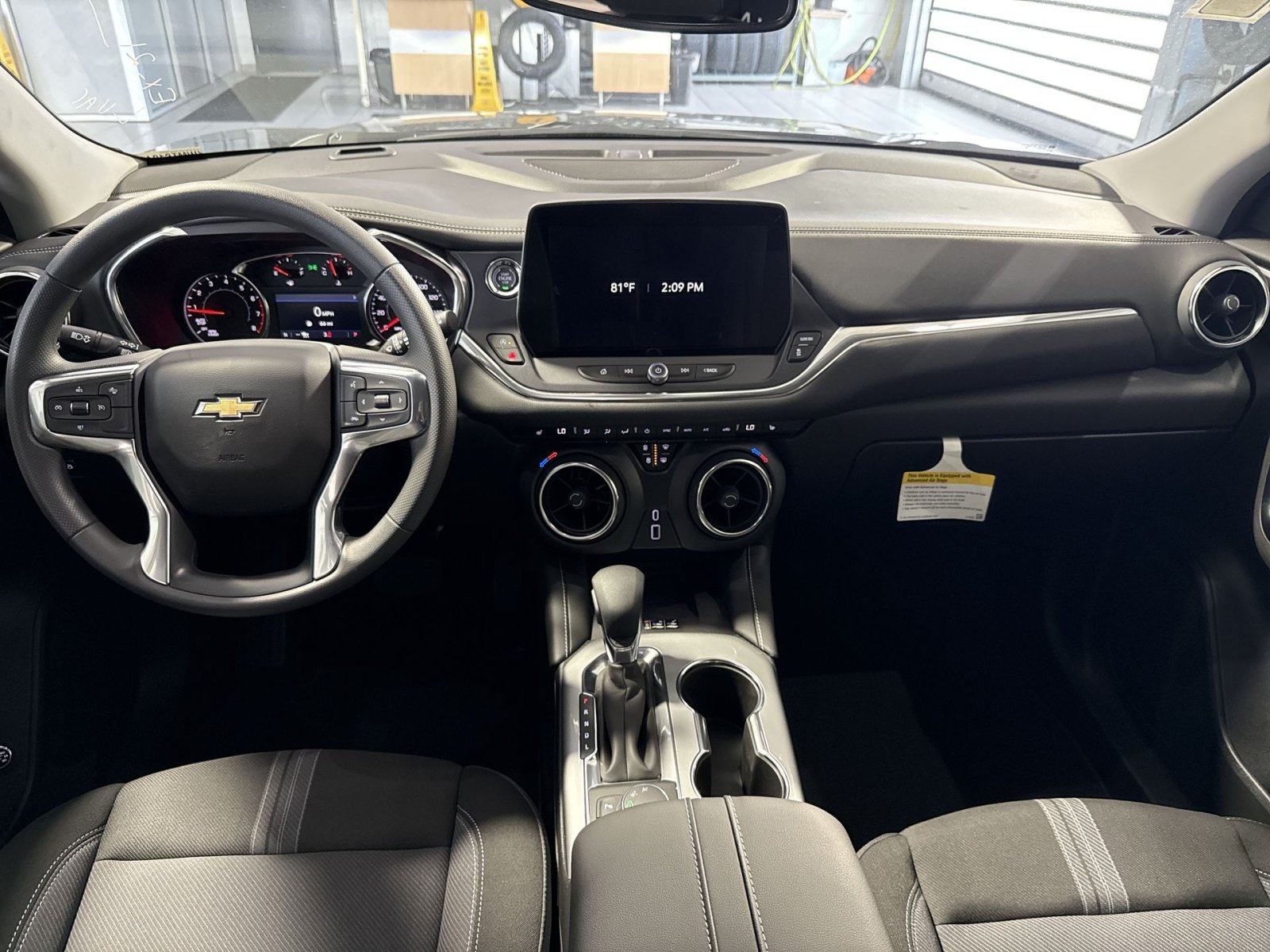 New 2026 Chevrolet Blazer LT w/ Convenience Package FWD image 24