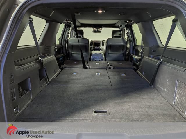Used 2018 Ford Expedition Max XLT w/ Equipment Group 202A AWD/4WD image 11
