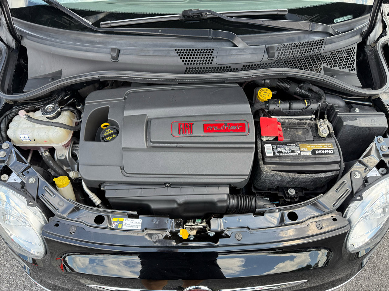 Used 2017 FIAT 500 Lounge image 30