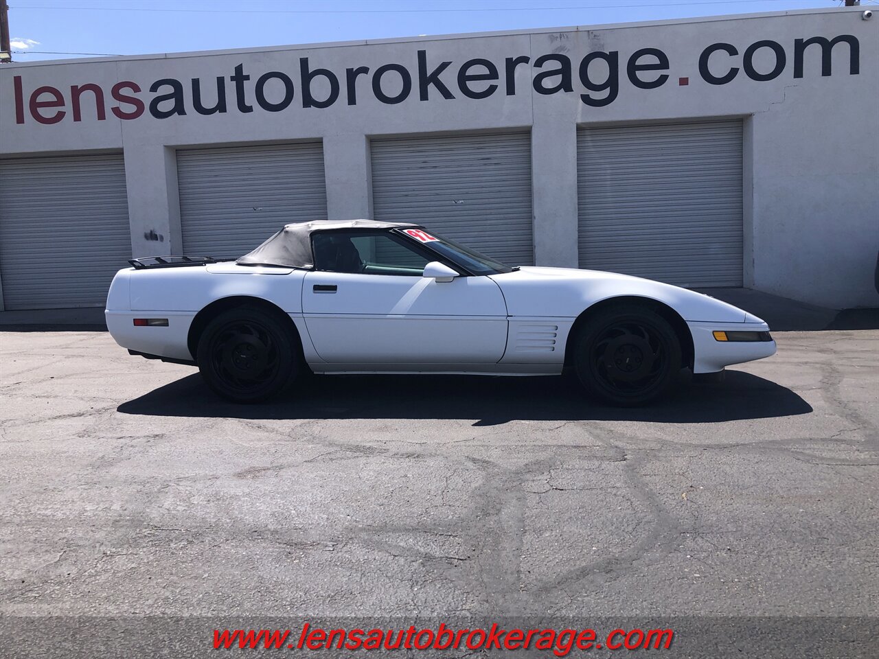 Used 1992 Chevrolet Corvette Convertible RWD image 1