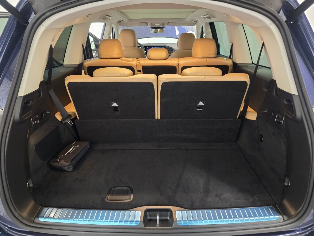 New 2026 Mercedes-Benz GLS 450 4MATIC image 11