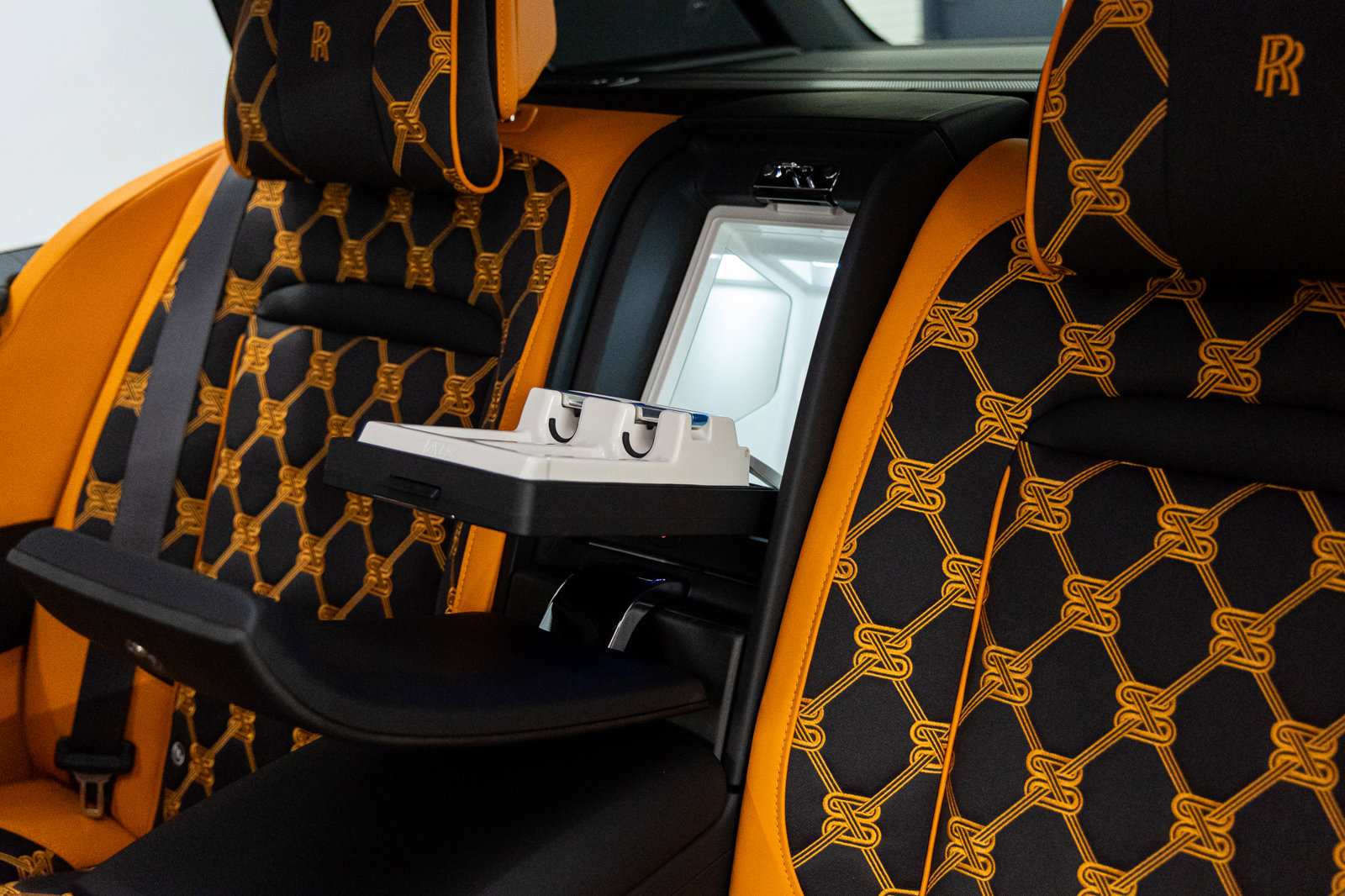 New 2026 Rolls-Royce Cullinan image 36