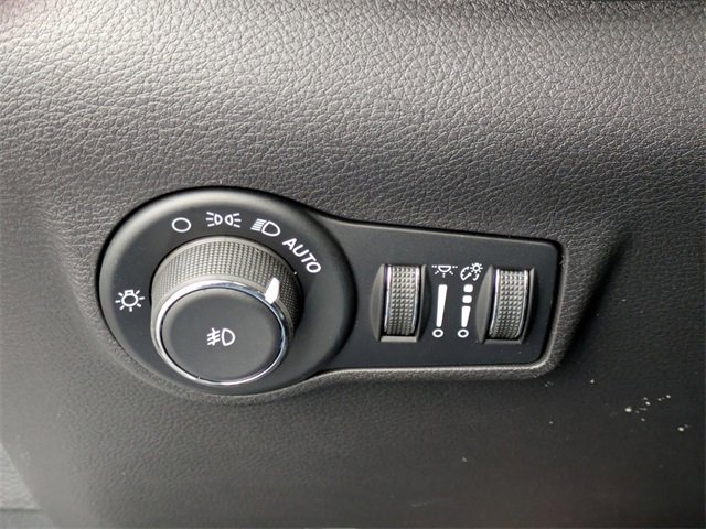 New 2026 Jeep Compass Limited w/ Sun, Sound & Navigation Group image 14