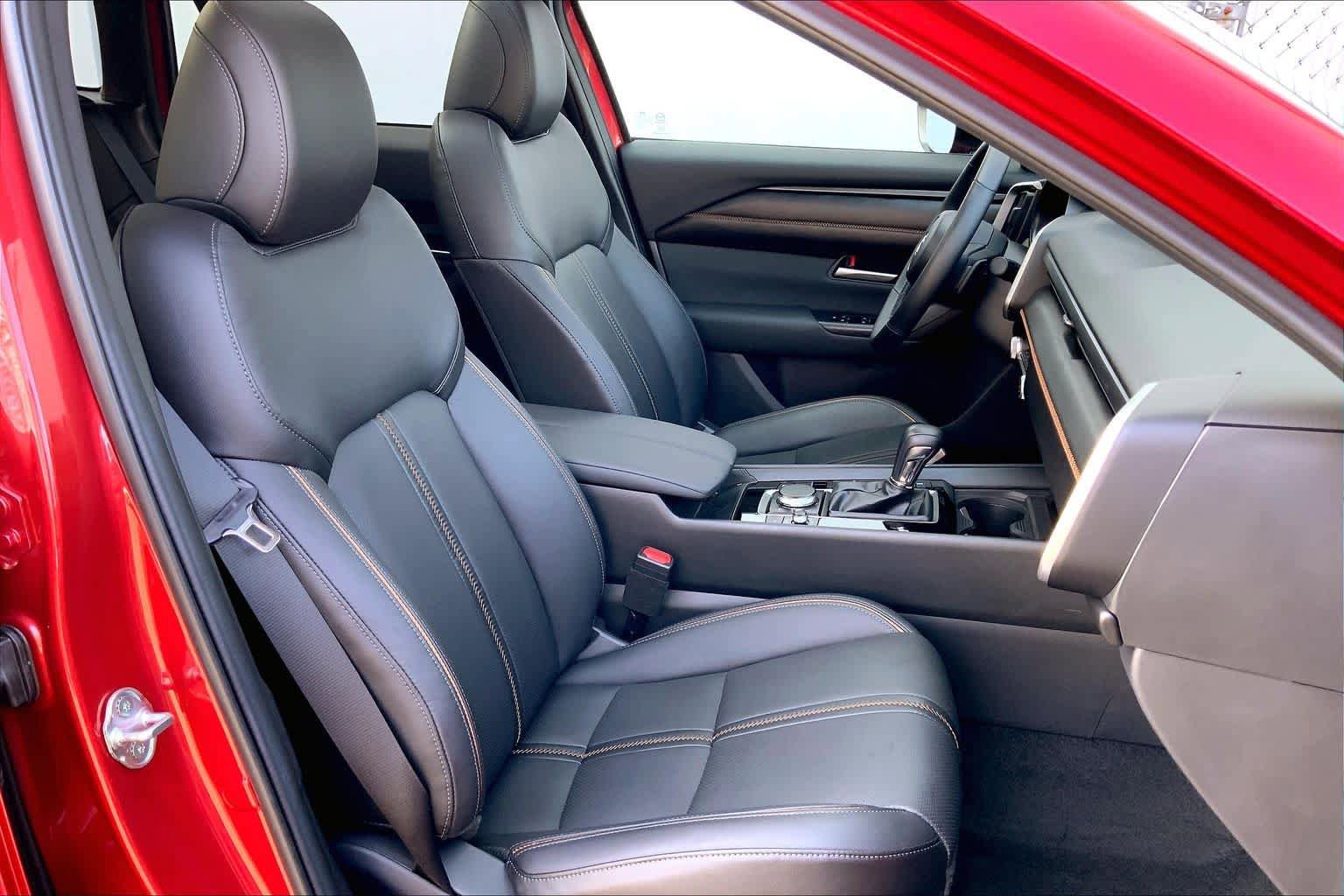 Certified 2025 MAZDA CX-50 AWD 2.5 Turbo w/ Accent Package image 8