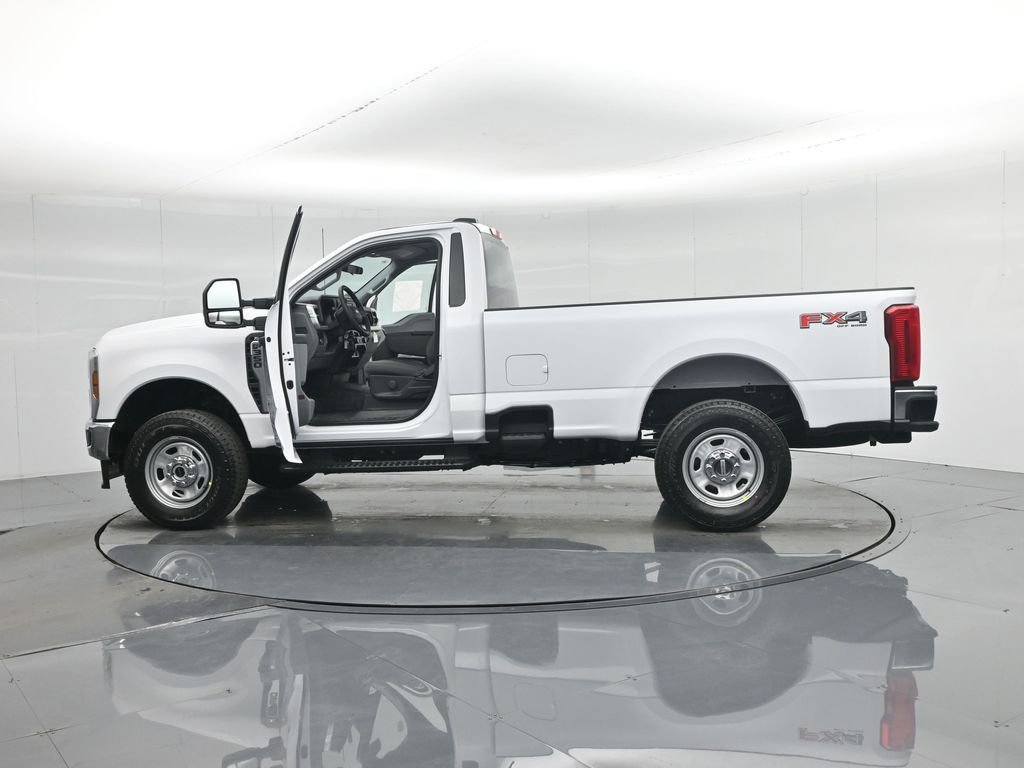 New 2026 Ford F350 XL w/ FX4 Off-Road Package image 30