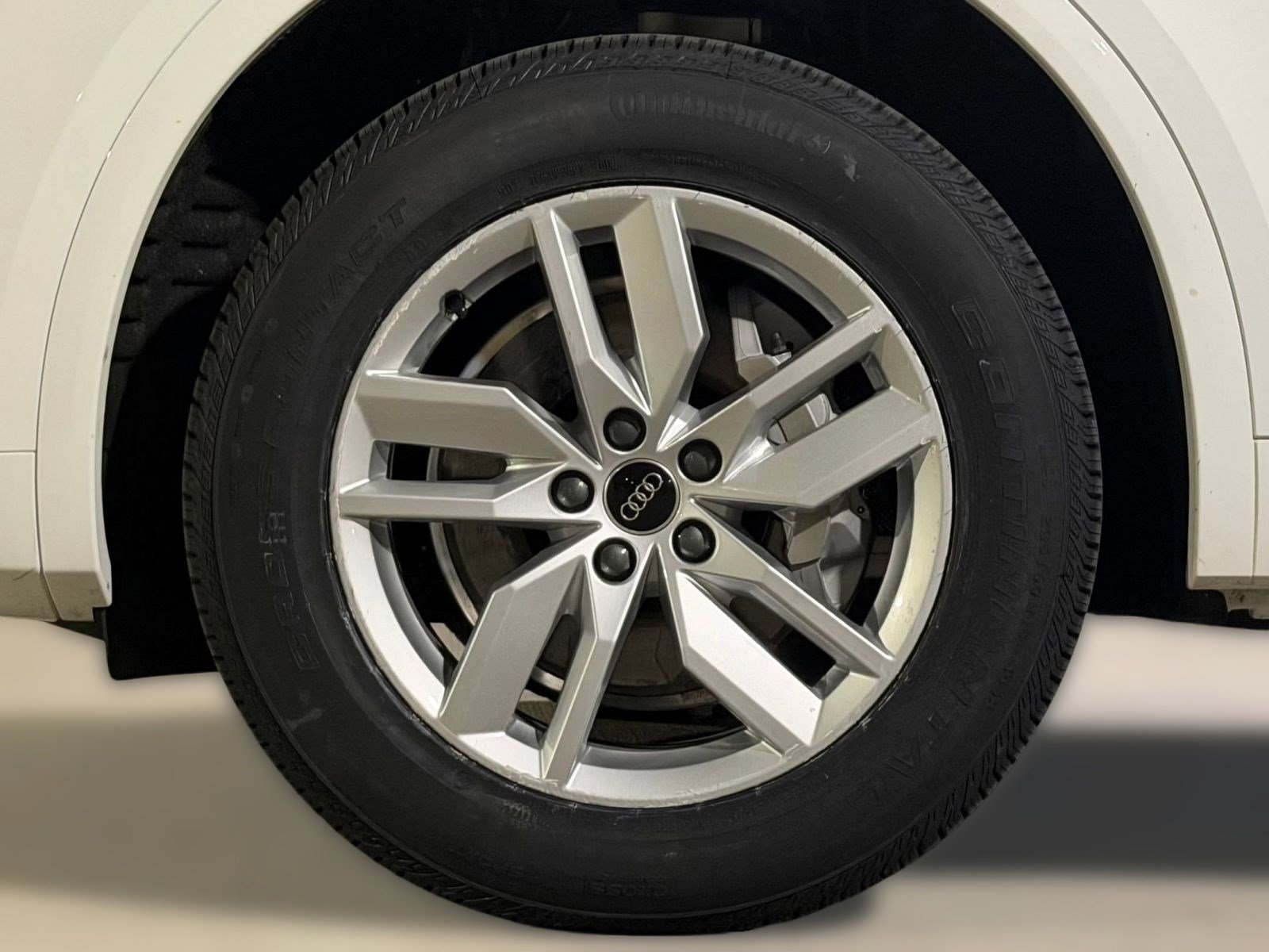 Certified 2023 Audi Q5 2.0T Premium w/ Convenience Package AWD/4WD image 12