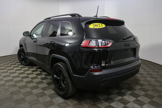 Used 2023 Jeep Cherokee Altitude Lux w/ Lux Elite Package AWD/4WD image 7