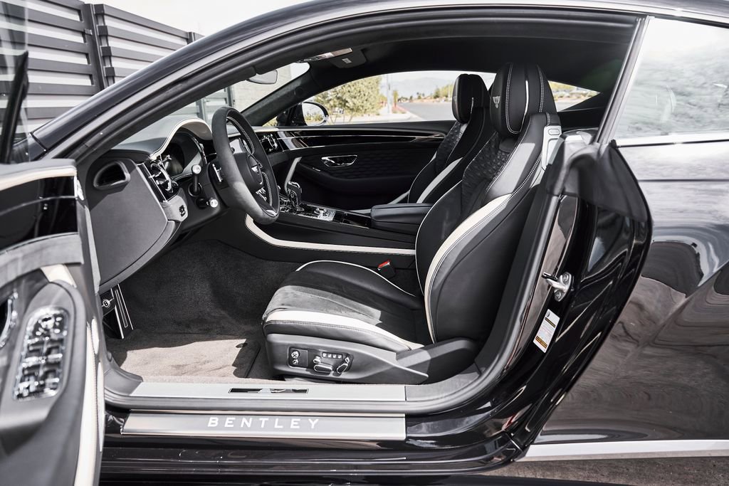 Used 2025 Bentley Continental GT Speed AWD/4WD image 25