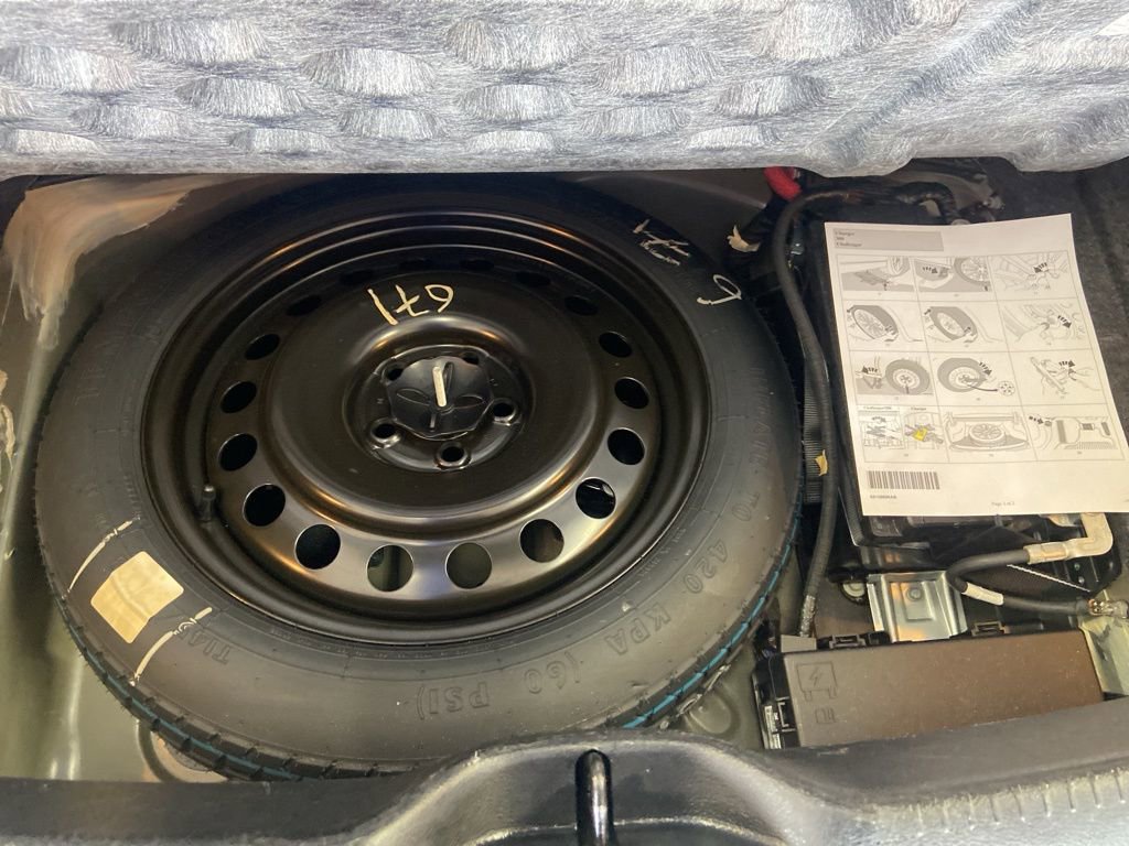 Used 2021 Chrysler 300 S image 13